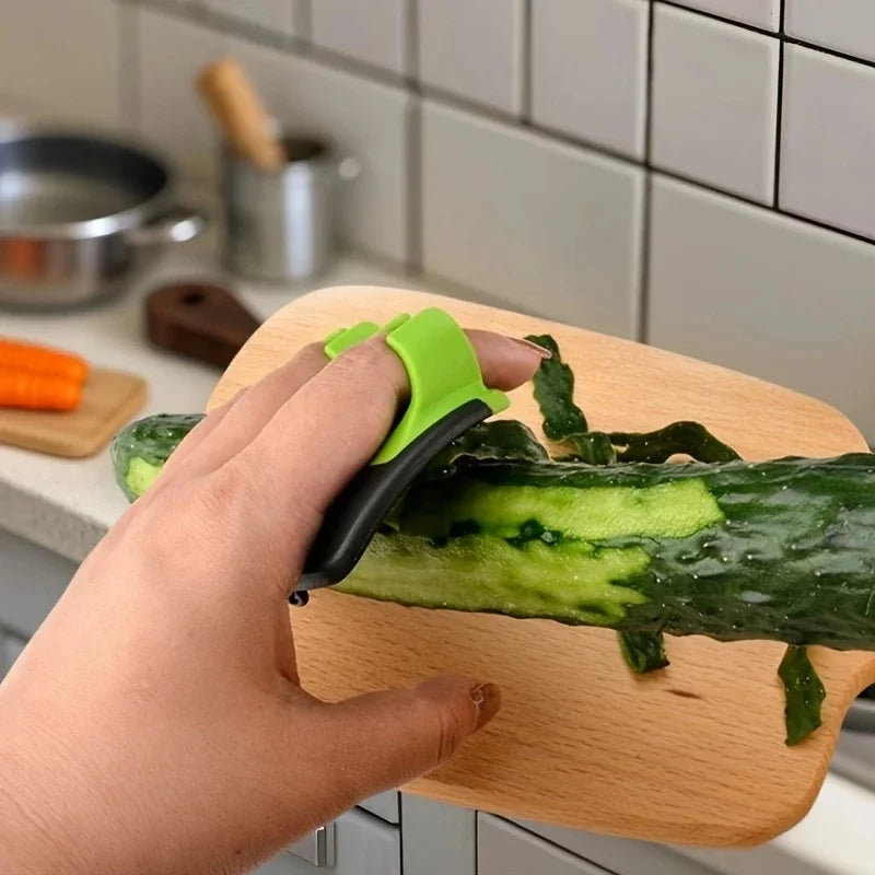 Fruit and Vegetable Peeler